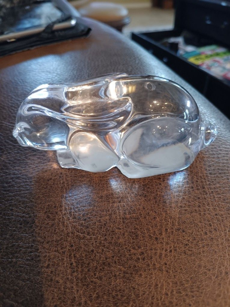 $9 Princess House Crystal Bunny Paperweight