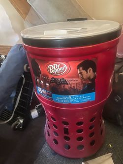 Display ice cooler $100 or best offer