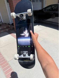 Primitive complete skateboard never used