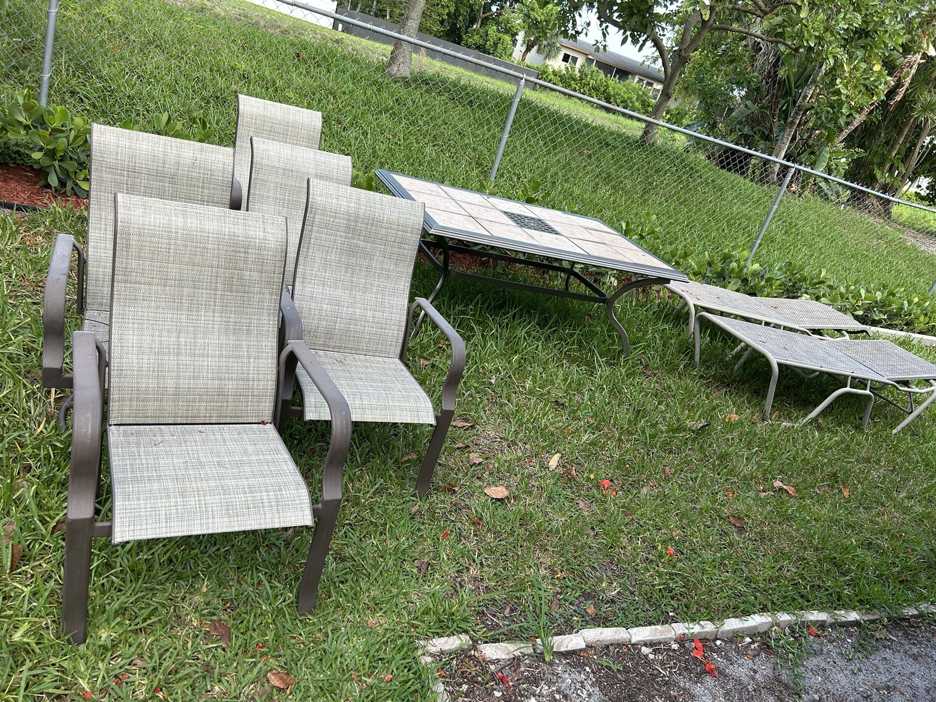Pool Table And 5 Chairs