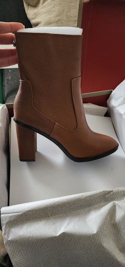 Womens Donald Pliner Boots