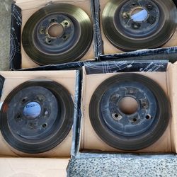 Front And Rear Brake Pads and Rotors, Nissan, Infiniti Cars. 