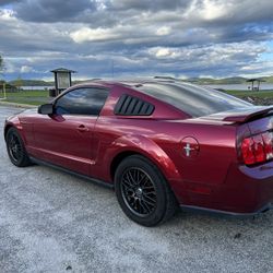 2006 Ford Mustang Premium Edition