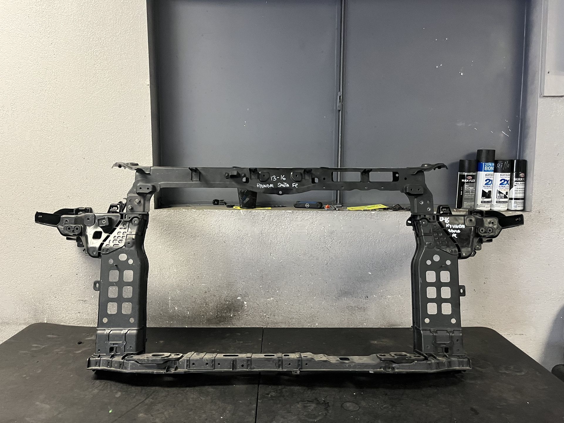 2013-2014-2015-2016 HYUNDAI SANTA FE RADIATOR SUPPORT OEM USED