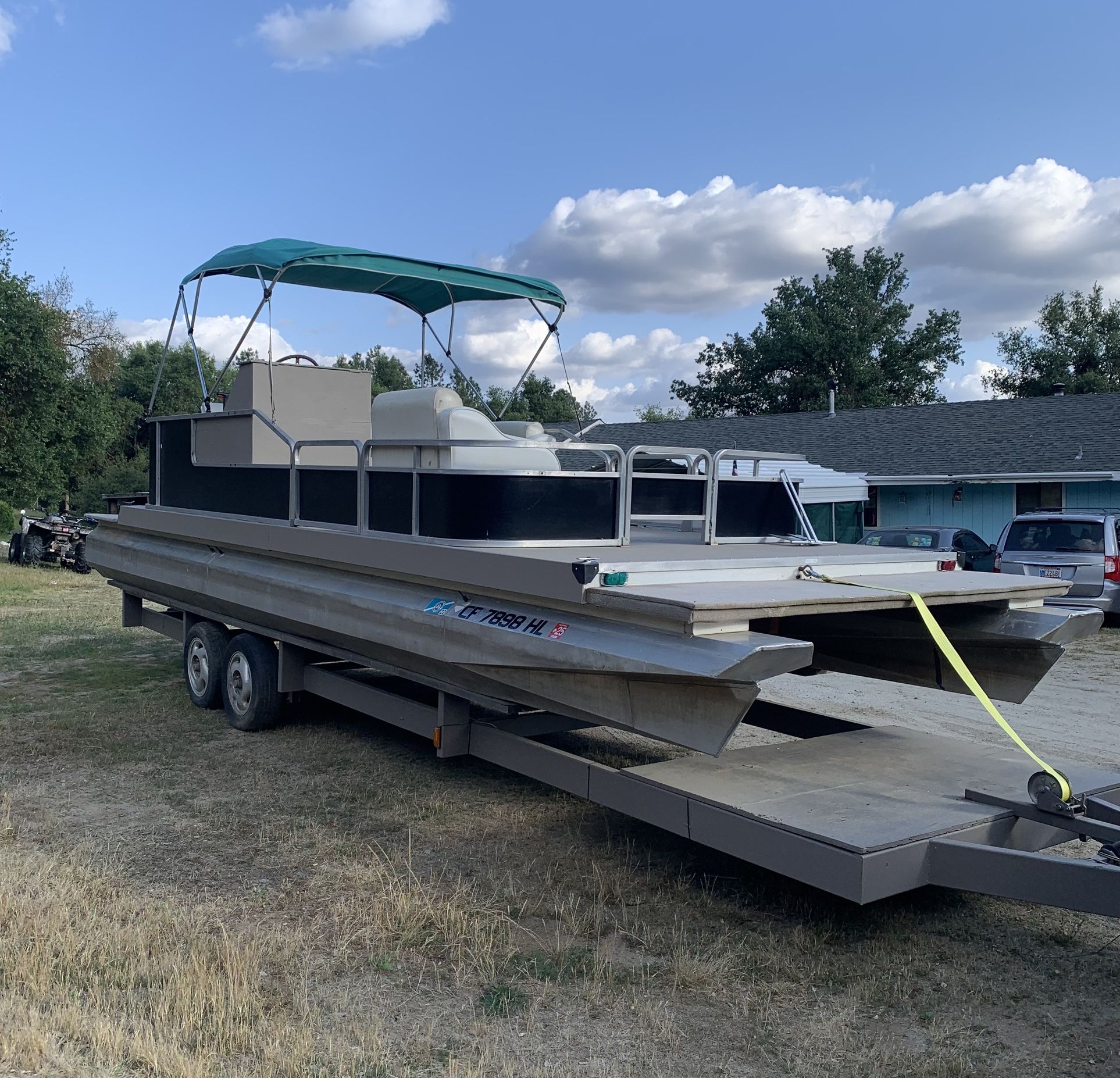 Pontoon Boat For Sale