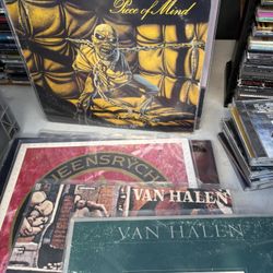 Vinyl records 