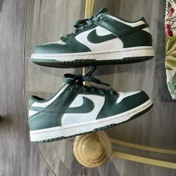 Nike Dunk Kids Size 2 Youth