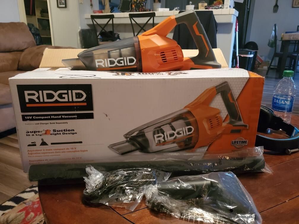 New.. Ridgid 18V Compact hand vacuum