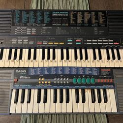 Yamaha/ Casio Keyboard 