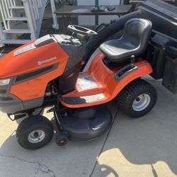 Husqvarna garden tractor YTH 21K 46 with Kohler engine 597 cc