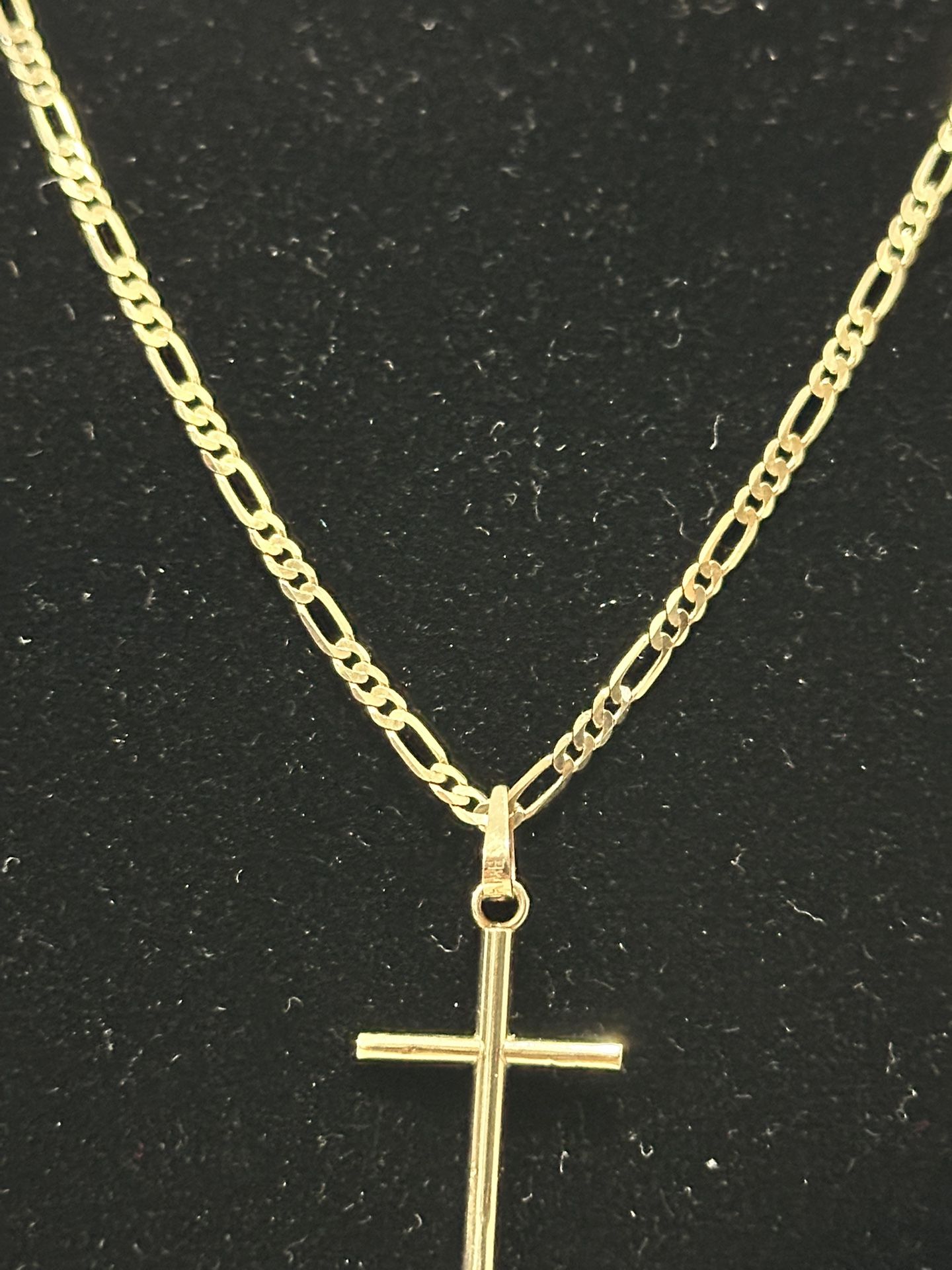 14k Yellow Gold Figaro Chain And Pendant Cross 