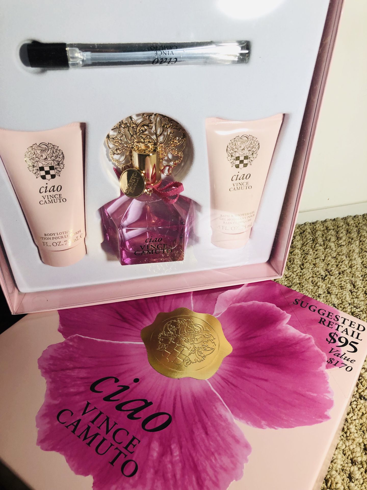 Ciao Vince Camuto perfume sets for Sale in Hillsboro, OR - OfferUp
