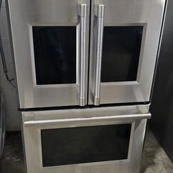 Brand New Monogram 30" Built In French Door Double Wall Oven 