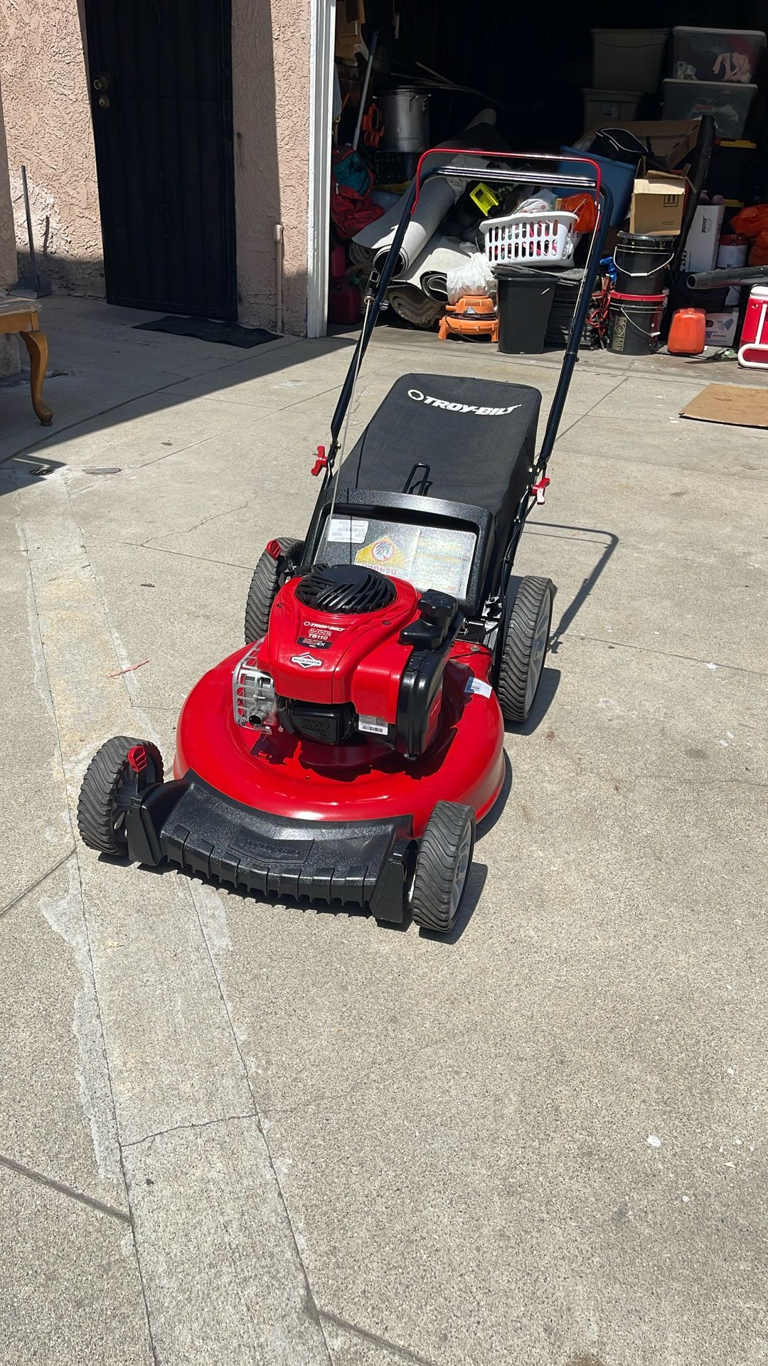 TROY-BILT LAWN MOWER 
