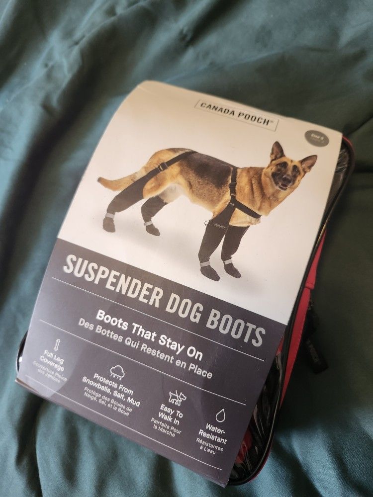CANADA POOCH Suspender Boots