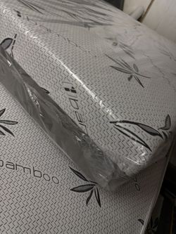 King mattress with Boxspring