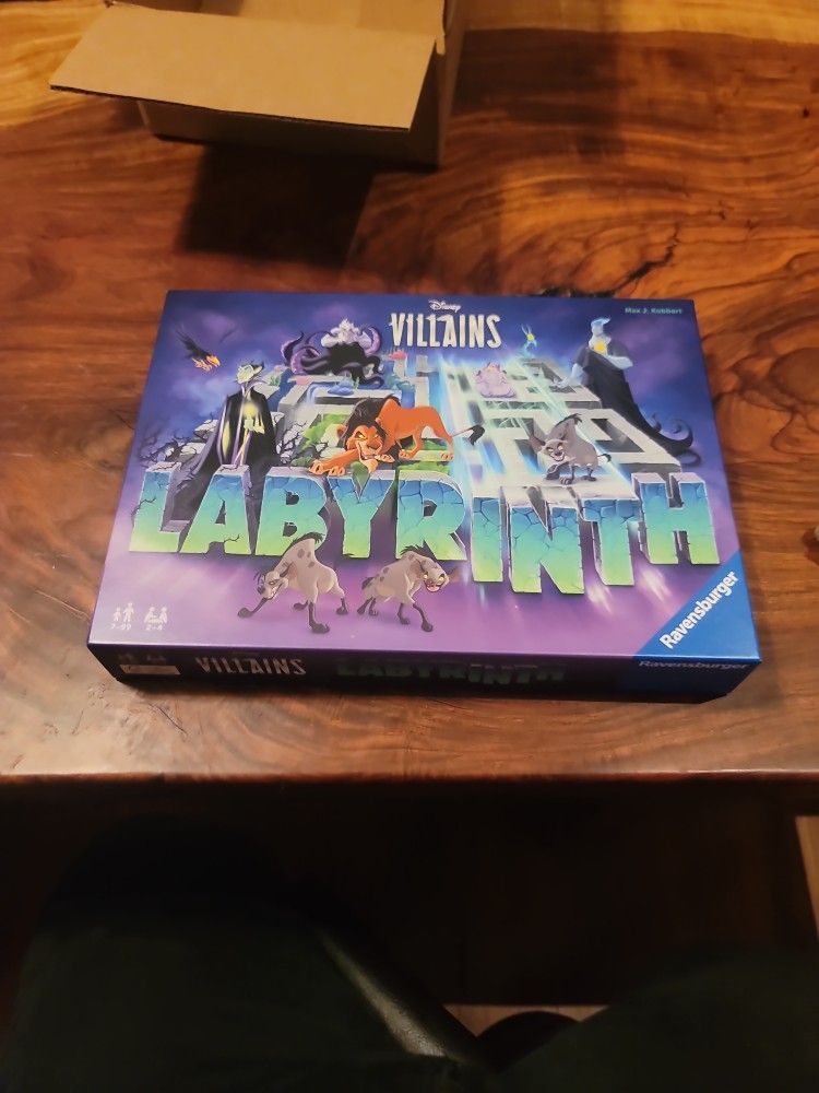 Villains Labyrinth Board Game