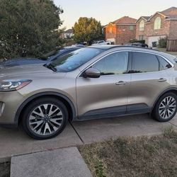2020 Ford Escape