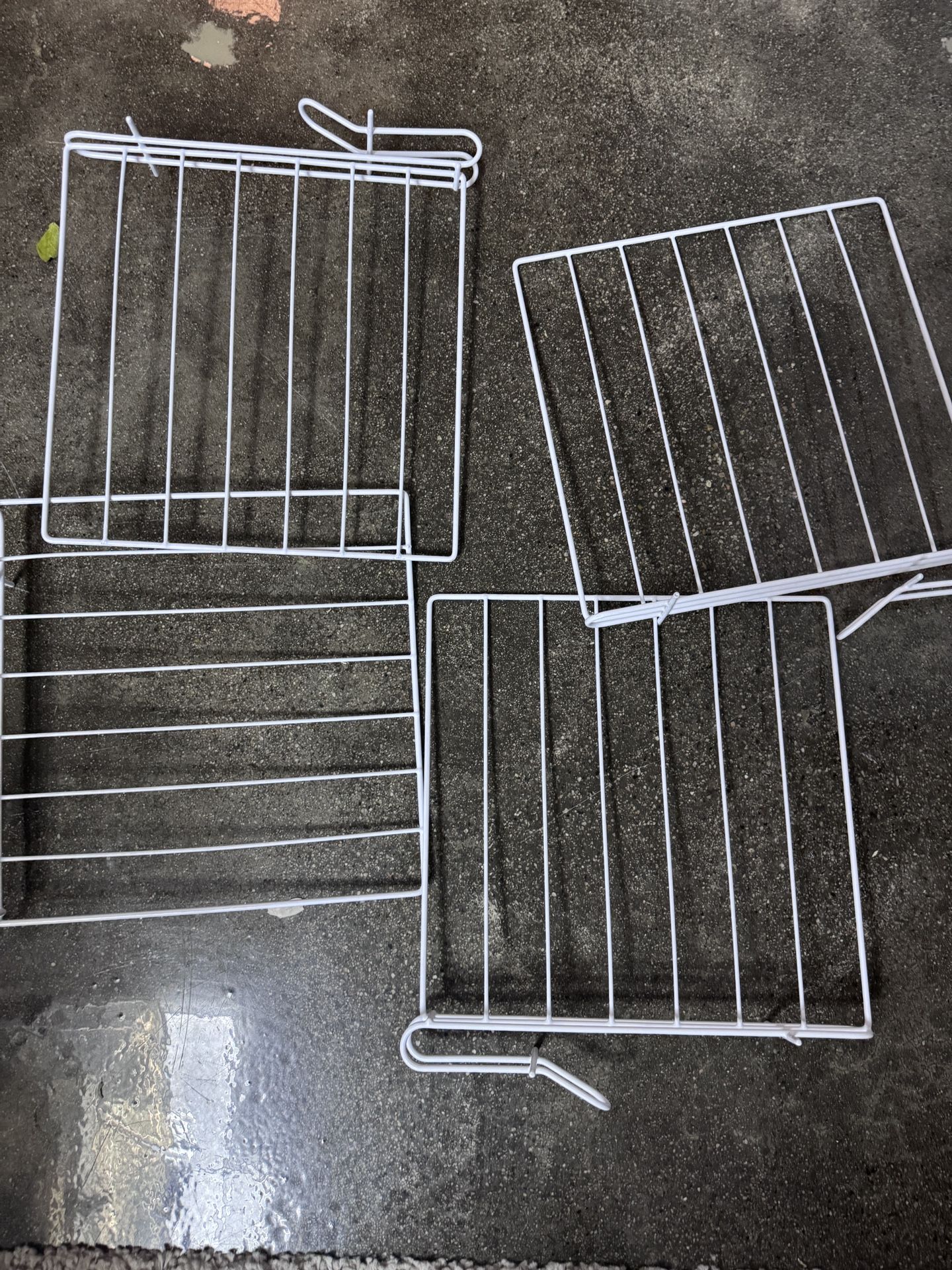 (4) Shelf Dividers