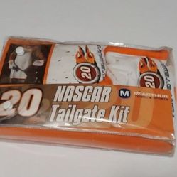 Nascar Tailgate Kit #20 Tony Stewart Fan Apparel Includes Mit Apron & Pot Holder
