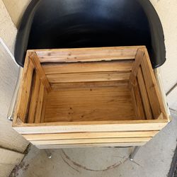 Wood crate