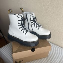 Doc Marten Platform Boots