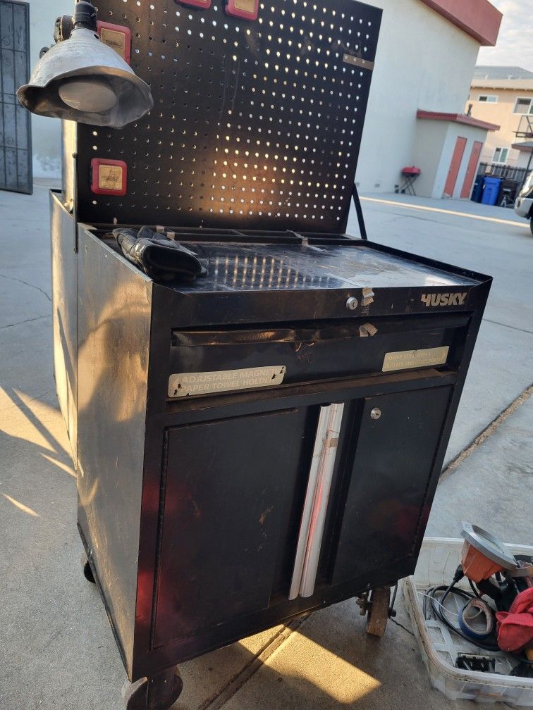 Tool Cart With Tool Drawer  And A Power Bank 