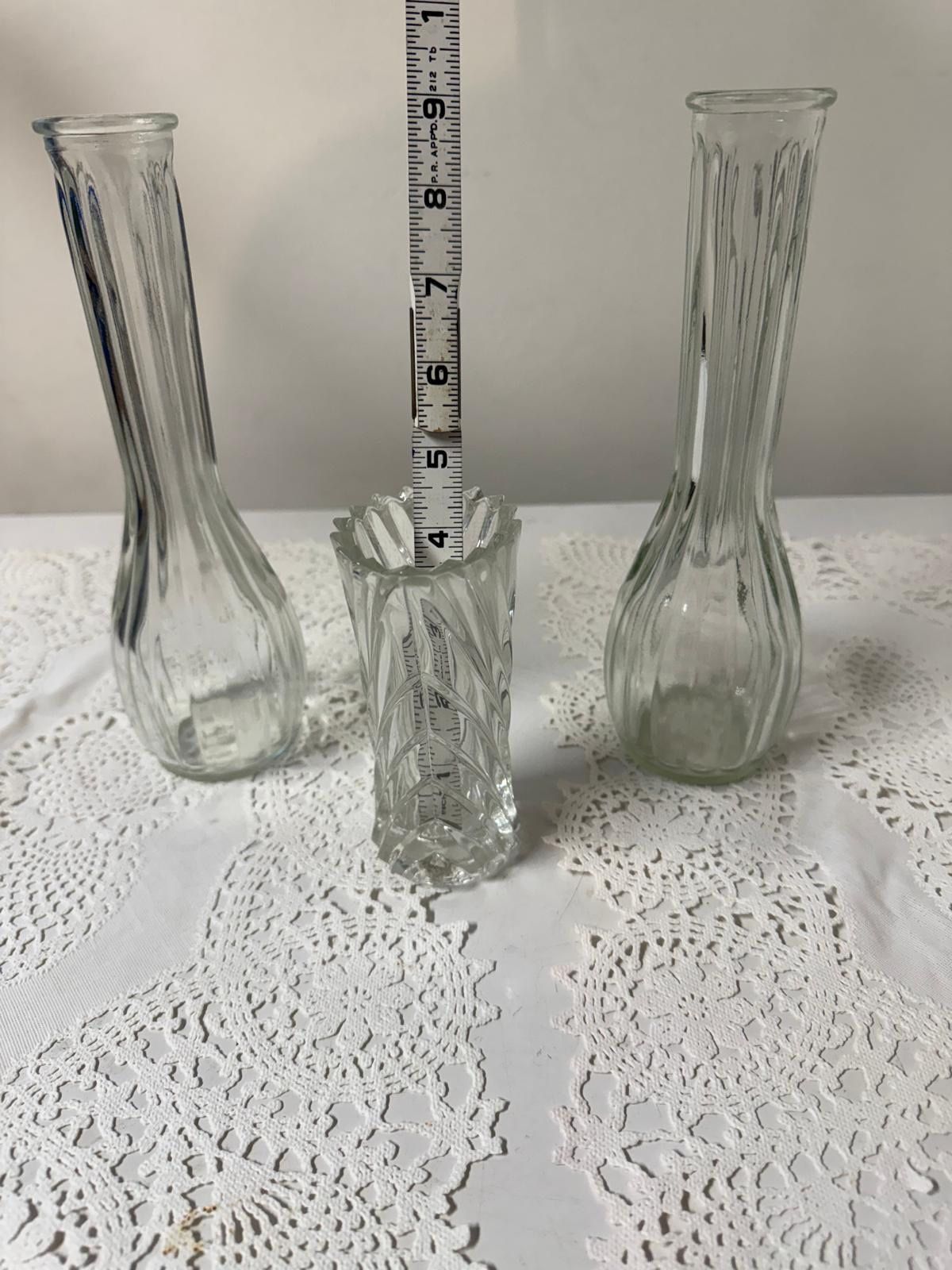 Vtg Lot Of 3 Flower Vases 2-9 “ Hoosier Glass Single Flower Vases 1-5” Mikasa Bud Vase