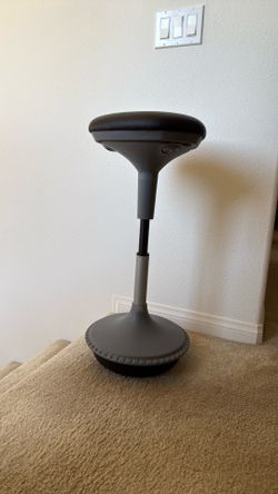 Adjustable Height Active Learning Stool for Office Desks, Foam-Padded Backless Wobble Stool with Rocking Motion, Black
