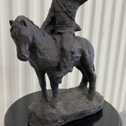 Vintage "Sioux Chief" sculpture