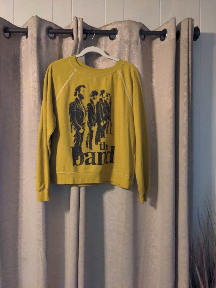 Cute Vintage The Band Sweatshirt!