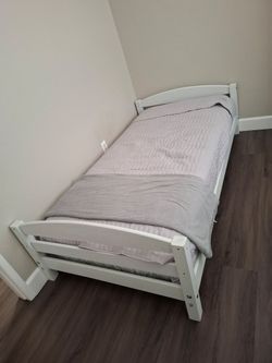 Twin bed