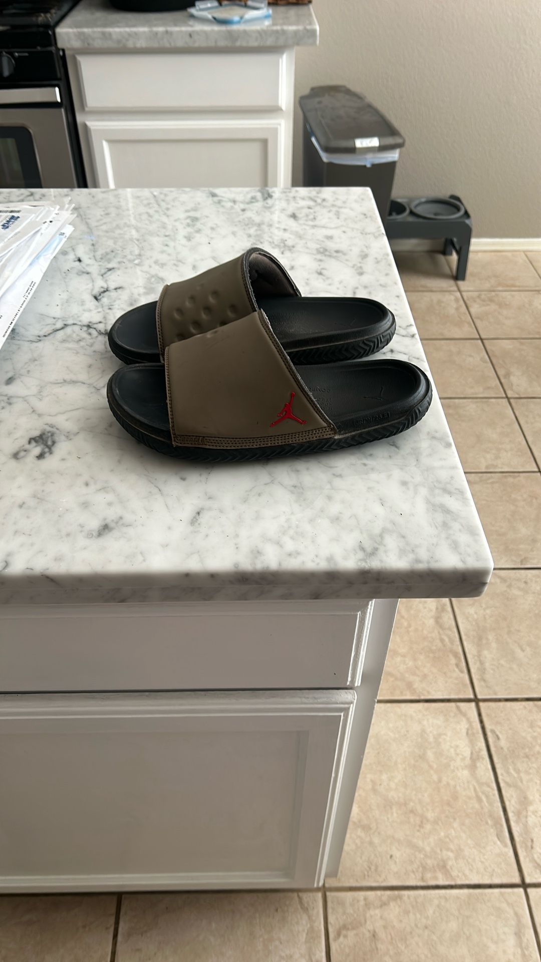 Jordan Slides Size 11