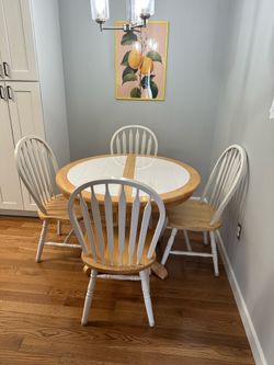 Kitchen Table & Chairs