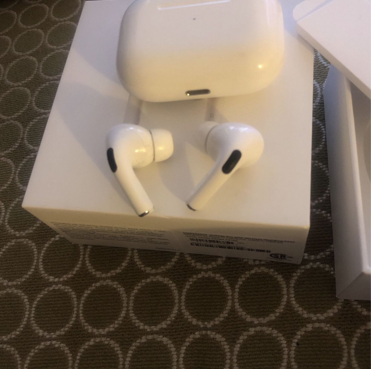 Airpods Pro 