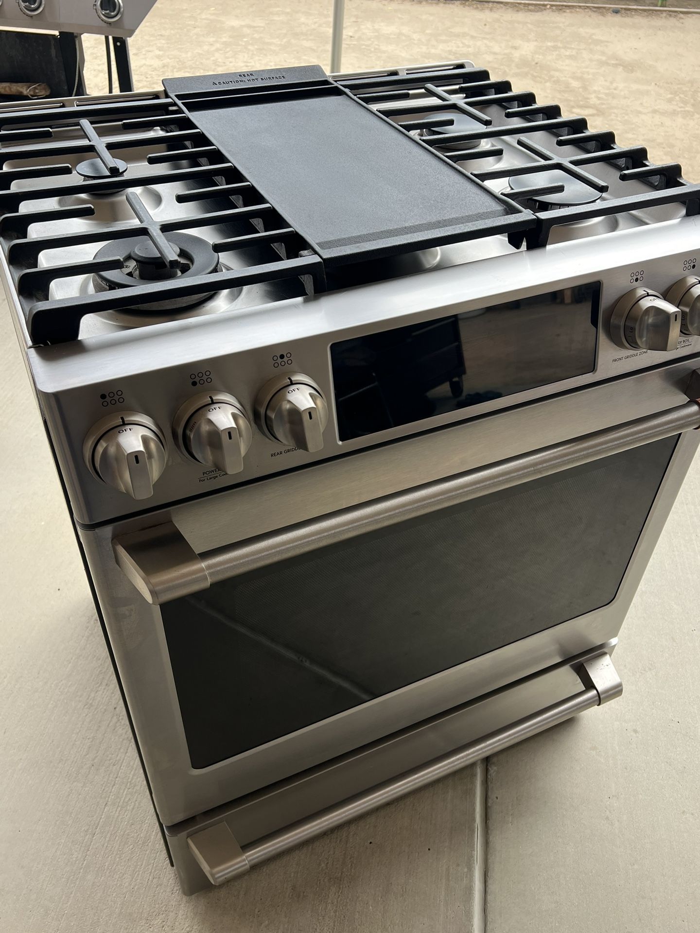  For Sale – Café 30” Smart Slide-In Dual-Fuel Range 