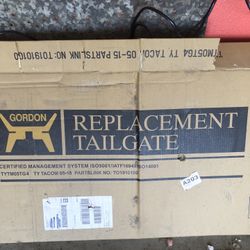 Toyota Tacoma  Tailgate/ Brand New Replacement For Toyota Tacoma Truck 2005 - 2015