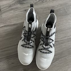 Nike Alpha Huarache NXT MCS Mid Baseball Cleats