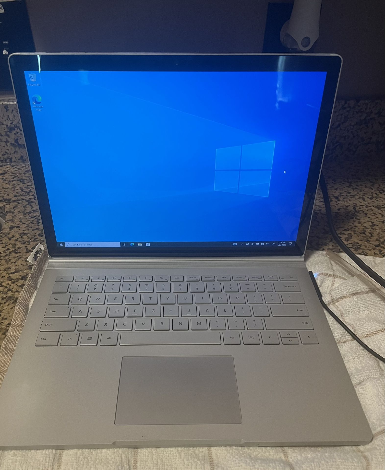 Microsoft Surface Book 2