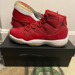 Win Like “ 96 “ Jordan 11 Size 5.5Y USED 