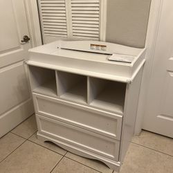 Baby Changing Table And Drawer