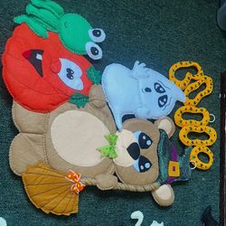 Handmade Halloween Felt Wall Decoration