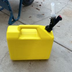 5 Gallon Plastic Diesel Container