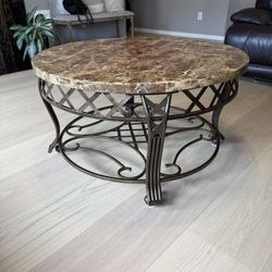 3 Piece Set!! Coffee Table & 2 Side Tables 
