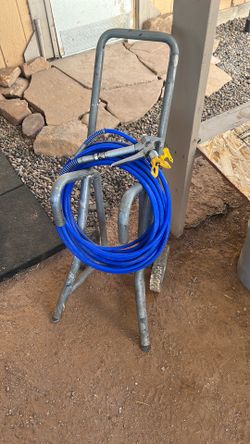 AIRLESS HOSE AND STAND