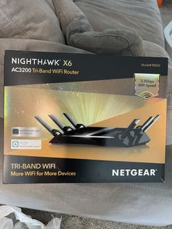 NIGHTHAWK X6 AC3200 Tri-Band WiFi Router