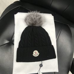 Moncler Beanie Black