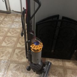 Vacuum Dyson 