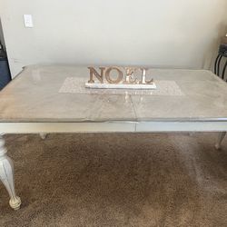 Dining room Table
