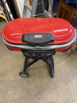 Coleman RoadTrip LXE Portable Propane Grill
